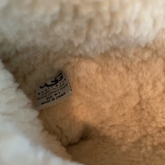 Brown Uggs - Picture 5 of 5